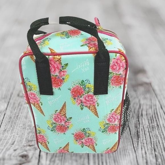 NWT Betsy Johnson Lunch Tote - Picture 2 of 6